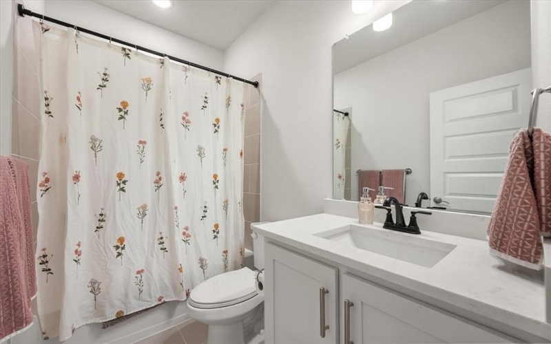 3603 High Drive, Grapevine, TX 76051, 4 Habitaciones Habitaciones , ,3 BañosBaños,Residential,En Venta,3603 High Drive,20966195