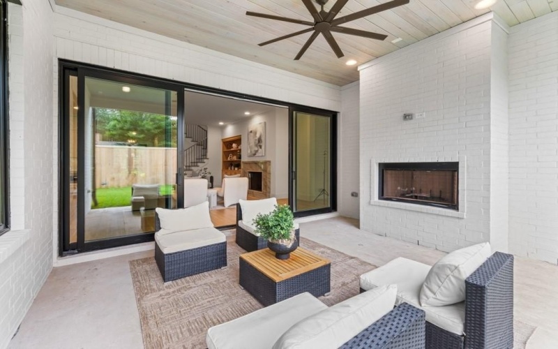 7330 Lehigh Drive, Dallas, TX 75214, 4 Bedrooms Bedrooms, ,5 BathroomsBathrooms,Residential,For Sale,7330 Lehigh Drive,20966483