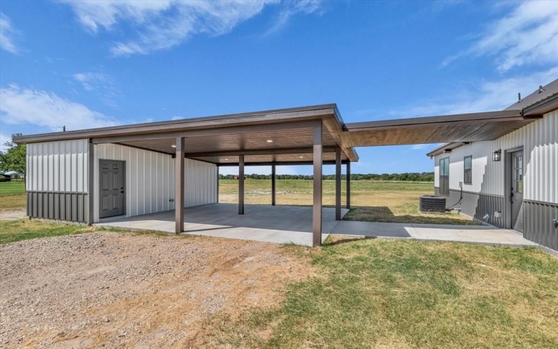 234 S Baese Road, Elm Mott, TX 76640, 5 Habitaciones Habitaciones , ,3 BañosBaños,Residential,En Venta,234 S Baese Road,0,20966754