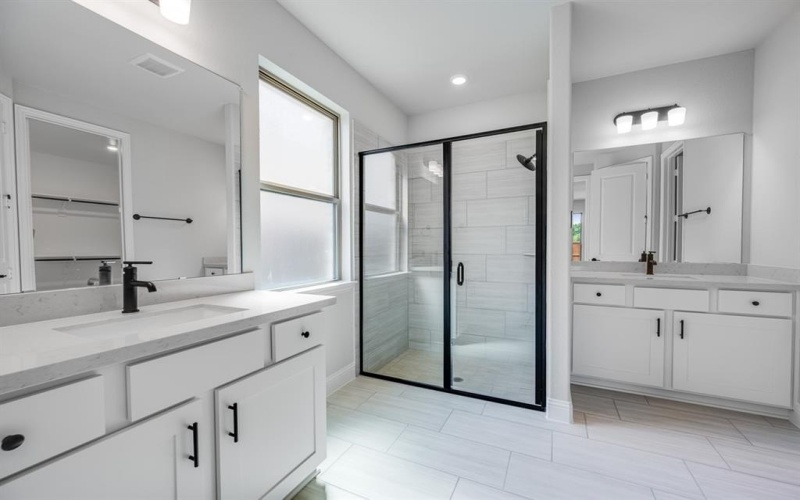 2209 Portsmouth Drive, McKinney, TX 75071, 5 Habitaciones Habitaciones , ,5 BañosBaños,Residential,En Venta,2209 Portsmouth Drive,20967237