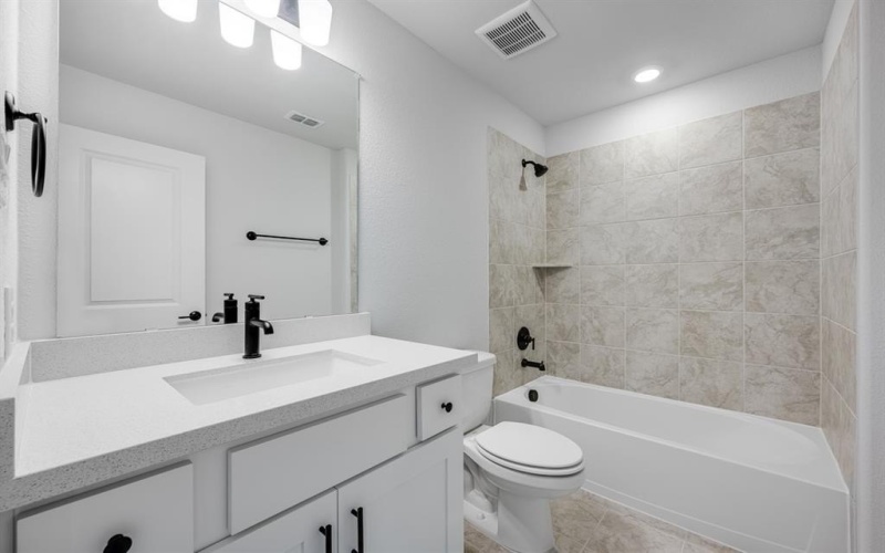 2209 Portsmouth Drive, McKinney, TX 75071, 5 Habitaciones Habitaciones , ,5 BañosBaños,Residential,En Venta,2209 Portsmouth Drive,20967237