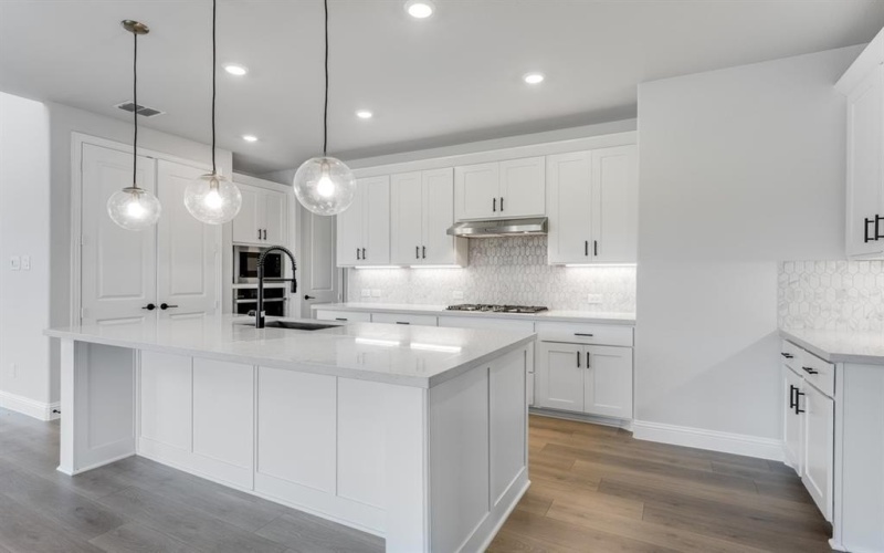 2209 Portsmouth Drive, McKinney, TX 75071, 5 Habitaciones Habitaciones , ,5 BañosBaños,Residential,En Venta,2209 Portsmouth Drive,20967237