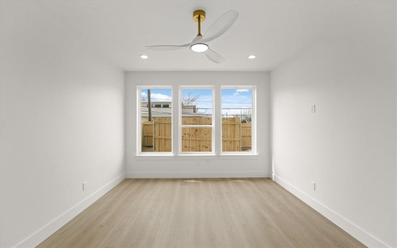 3434 Puget Street, Dallas, TX 75212, 3 Bedrooms Bedrooms, ,3 BathroomsBathrooms,Residential,For Sale,3434 Puget Street,20967290