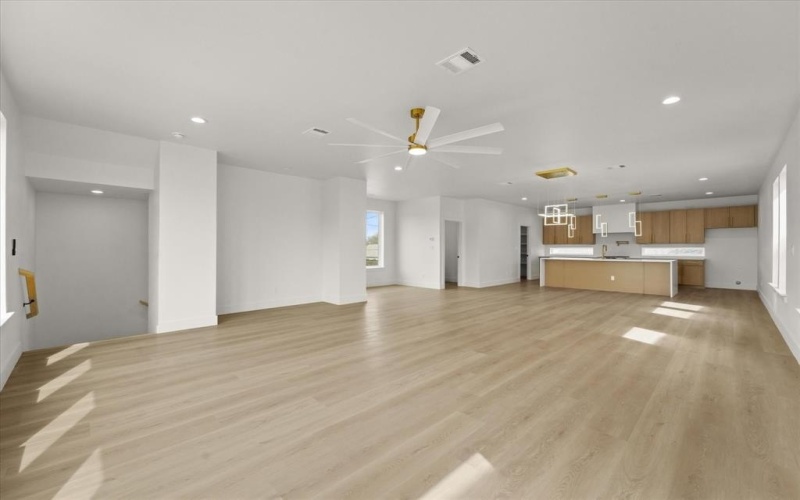 3434 Puget Street, Dallas, TX 75212, 3 Bedrooms Bedrooms, ,3 BathroomsBathrooms,Residential,For Sale,3434 Puget Street,20967290
