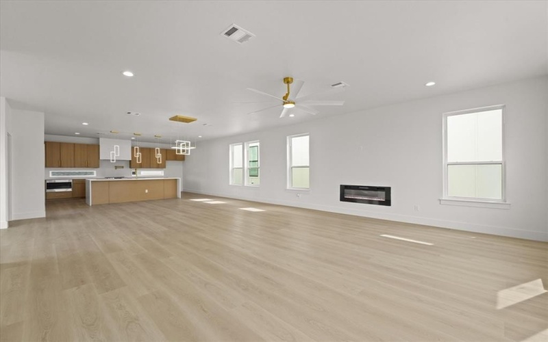 3434 Puget Street, Dallas, TX 75212, 3 Bedrooms Bedrooms, ,3 BathroomsBathrooms,Residential,For Sale,3434 Puget Street,20967290