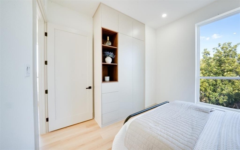 512 N Lancaster Street #4, Dallas, TX 75203, 3 Habitaciones Habitaciones , ,3 BañosBaños,Residential,En Venta,512 N Lancaster Street,20967339