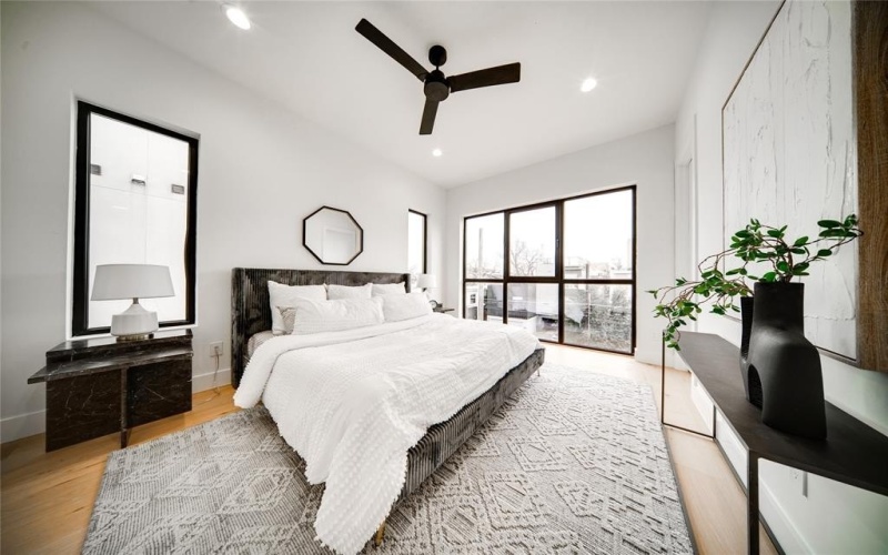 4209 Munger Avenue, Dallas, TX 75204, 3 Habitaciones Habitaciones , ,3 BañosBaños,Residential,En Venta,4209 Munger Avenue,20967355