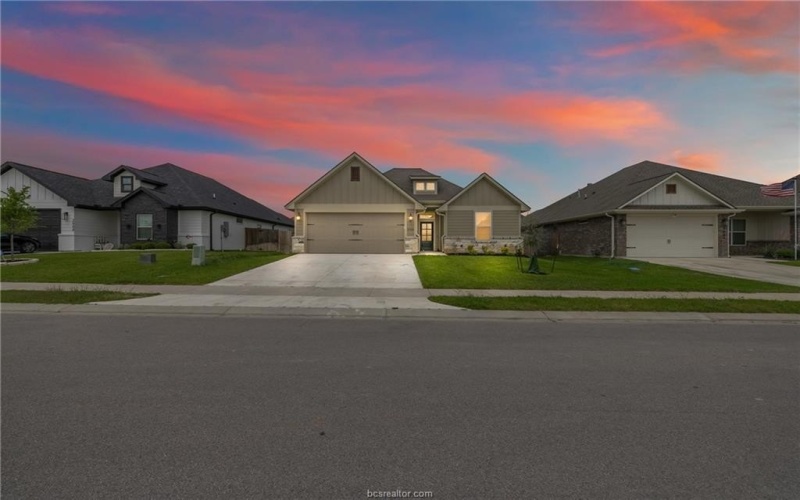 2906 Spector Drive, Bryan, TX 77808, 3 Bedrooms Bedrooms, ,2 BathroomsBathrooms,Residential,For Sale,2906 Spector Drive,0,25004864