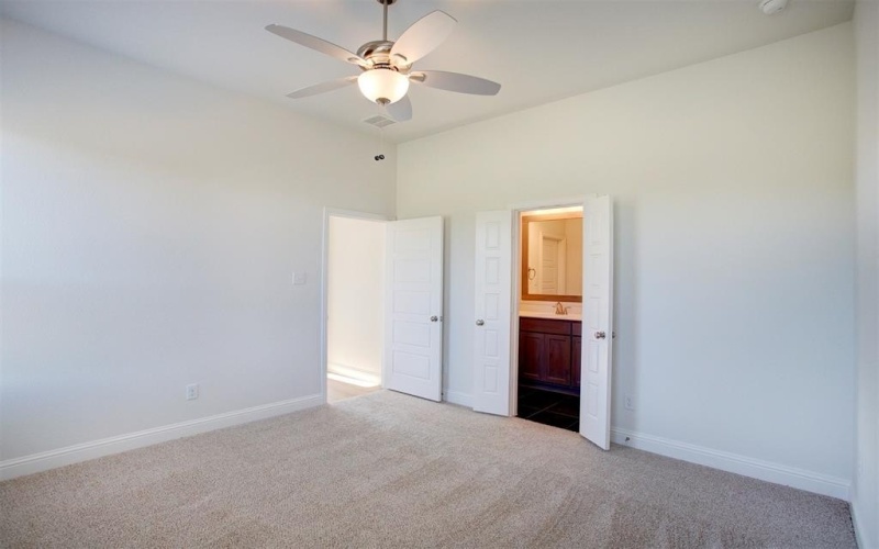 5323 Winged Foot Drive, Arlington, TX 76017, 3 Bedrooms Bedrooms, ,2 BathroomsBathrooms,Residential,For Sale,5323 Winged Foot Drive,20967409