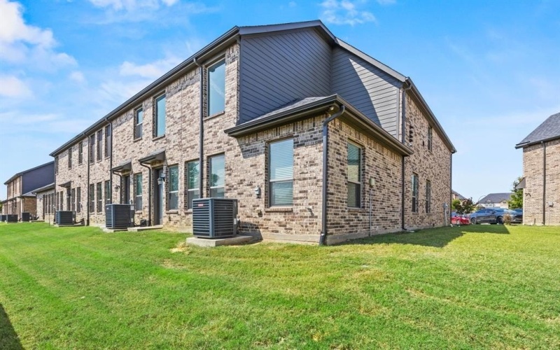 5323 Winged Foot Drive, Arlington, TX 76017, 3 Bedrooms Bedrooms, ,2 BathroomsBathrooms,Residential,For Sale,5323 Winged Foot Drive,0,20967409