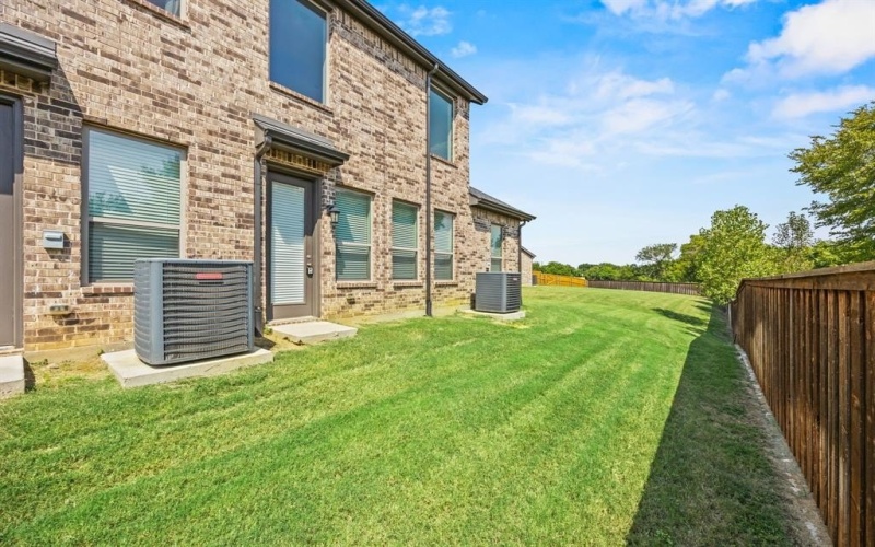 5323 Winged Foot Drive, Arlington, TX 76017, 3 Bedrooms Bedrooms, ,2 BathroomsBathrooms,Residential,For Sale,5323 Winged Foot Drive,0,20967409
