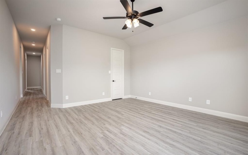 6821 Hayes Road, Midlothian, TX 76065, 4 Bedrooms Bedrooms, ,3 BathroomsBathrooms,Residential,For Sale,6821 Hayes Road,20967608