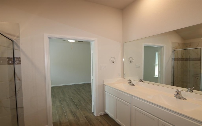 14142 Maida Drive, Pilot Point, TX 76258, 4 Bedrooms Bedrooms, ,2 BathroomsBathrooms,Residential,For Sale,14142 Maida Drive,20967661