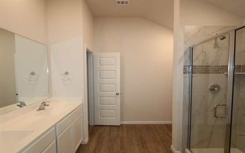 14142 Maida Drive, Pilot Point, TX 76258, 4 Bedrooms Bedrooms, ,2 BathroomsBathrooms,Residential,For Sale,14142 Maida Drive,20967661