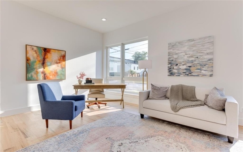 2336 N Carroll Avenue, Dallas, TX 75204, 4 Bedrooms Bedrooms, ,3 BathroomsBathrooms,Residential,For Sale,2336 N Carroll Avenue,20967814