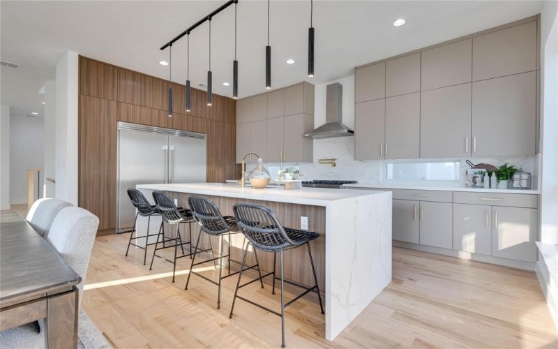 2336 N Carroll Avenue, Dallas, TX 75204, 4 Bedrooms Bedrooms, ,3 BathroomsBathrooms,Residential,For Sale,2336 N Carroll Avenue,20967814
