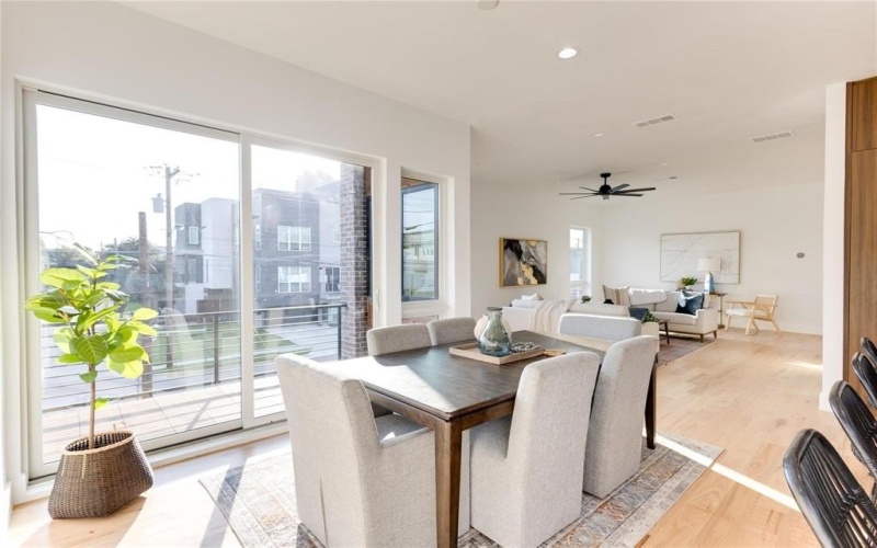 2336 N Carroll Avenue, Dallas, TX 75204, 4 Bedrooms Bedrooms, ,3 BathroomsBathrooms,Residential,For Sale,2336 N Carroll Avenue,20967814