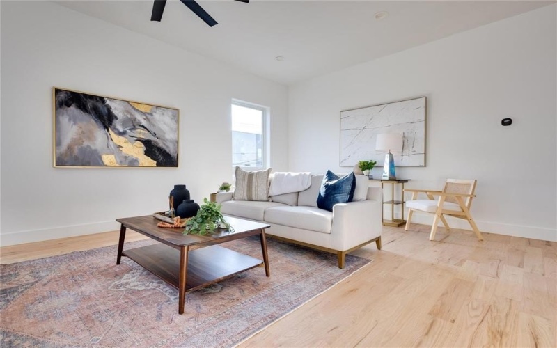 2336 N Carroll Avenue, Dallas, TX 75204, 4 Bedrooms Bedrooms, ,3 BathroomsBathrooms,Residential,For Sale,2336 N Carroll Avenue,20967814