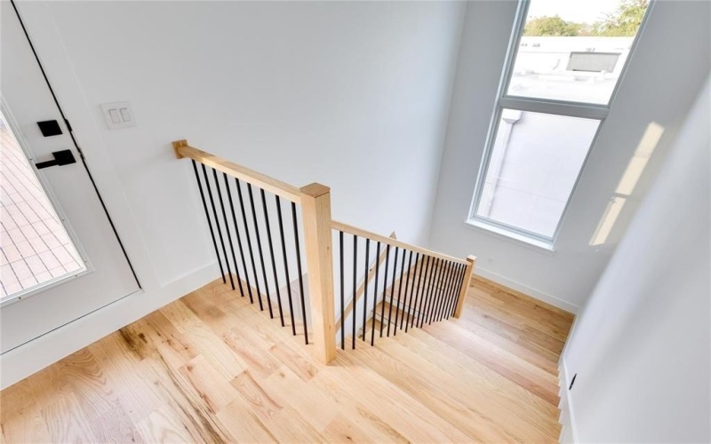 2336 N Carroll Avenue, Dallas, TX 75204, 4 Bedrooms Bedrooms, ,3 BathroomsBathrooms,Residential,For Sale,2336 N Carroll Avenue,20967814