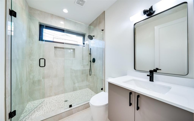 3825 Munger Avenue, Dallas, TX 75206, 3 Habitaciones Habitaciones , ,3 BañosBaños,Residential,En Venta,3825 Munger Avenue,20967878