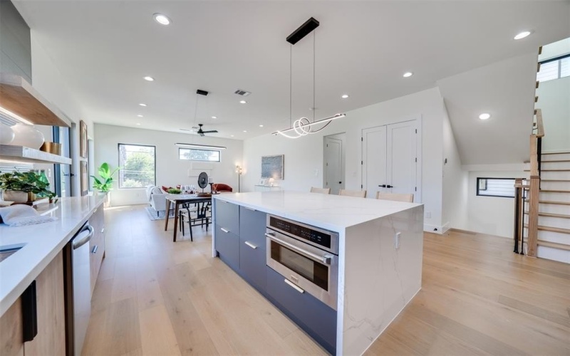 3825 Munger Avenue, Dallas, TX 75206, 3 Habitaciones Habitaciones , ,3 BañosBaños,Residential,En Venta,3825 Munger Avenue,20967878