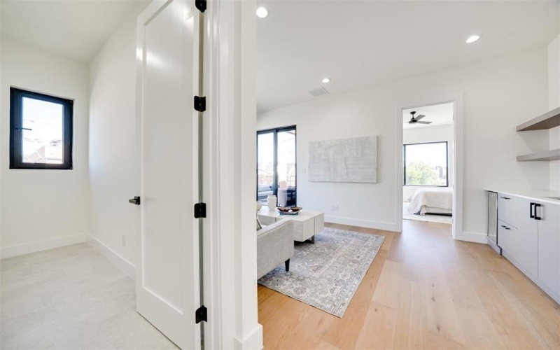 3825 Munger Avenue, Dallas, TX 75206, 3 Habitaciones Habitaciones , ,3 BañosBaños,Residential,En Venta,3825 Munger Avenue,20967878