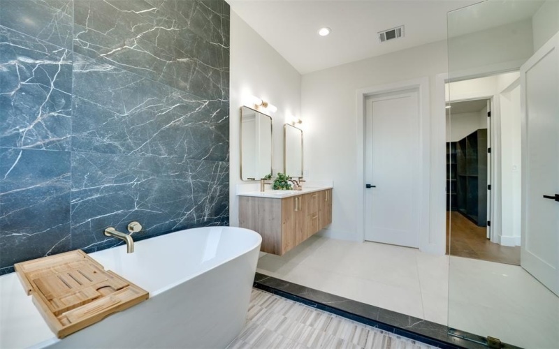 3825 Munger Avenue, Dallas, TX 75206, 3 Habitaciones Habitaciones , ,3 BañosBaños,Residential,En Venta,3825 Munger Avenue,20967878