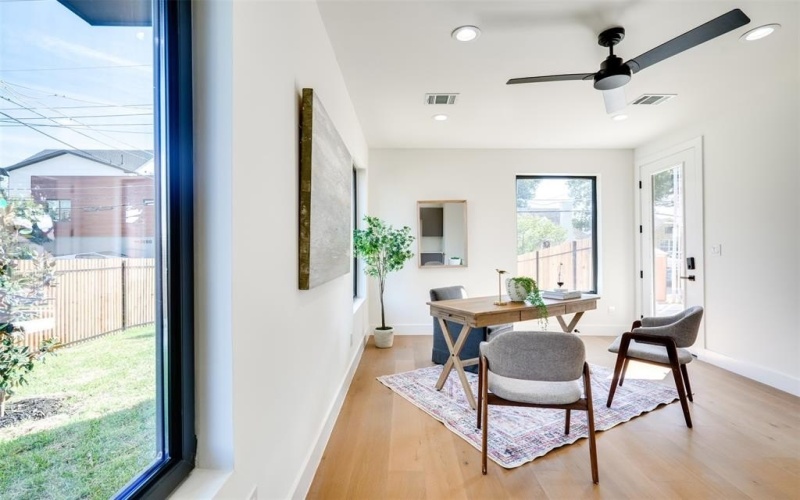3825 Munger Avenue, Dallas, TX 75206, 3 Habitaciones Habitaciones , ,3 BañosBaños,Residential,En Venta,3825 Munger Avenue,20967878