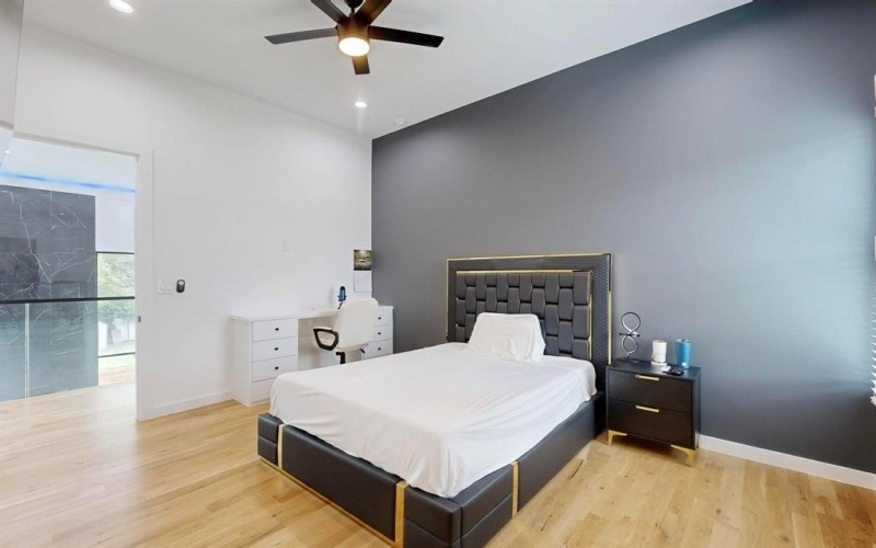 3828 Eaton Drive, Dallas, TX 75220, 5 Bedrooms Bedrooms, ,5 BathroomsBathrooms,Residential,For Sale,3828 Eaton Drive,20968224