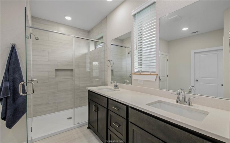 2778 Messenger Way, Bryan, TX 77803, 3 Habitaciones Habitaciones , ,2 BañosBaños,Residential,En Venta,2778 Messenger Way,25005596