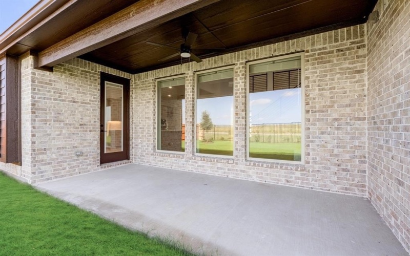 1129 Dove Haven Drive, Justin, TX 76247, 4 Bedrooms Bedrooms, ,3 BathroomsBathrooms,Residential,For Sale,1129 Dove Haven Drive,0,20968307