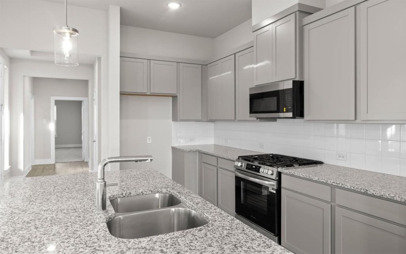 7317 Autumn Hill Drive, Denton, TX 76249, 3 Habitaciones Habitaciones , ,3 BañosBaños,Residential,En Venta,7317 Autumn Hill Drive,0,20968363