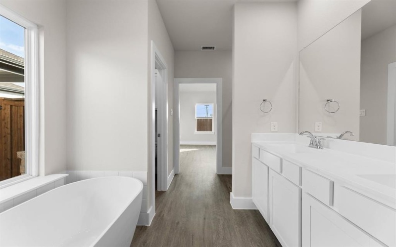 7317 Autumn Hill Drive, Denton, TX 76249, 3 Habitaciones Habitaciones , ,3 BañosBaños,Residential,En Venta,7317 Autumn Hill Drive,0,20968363