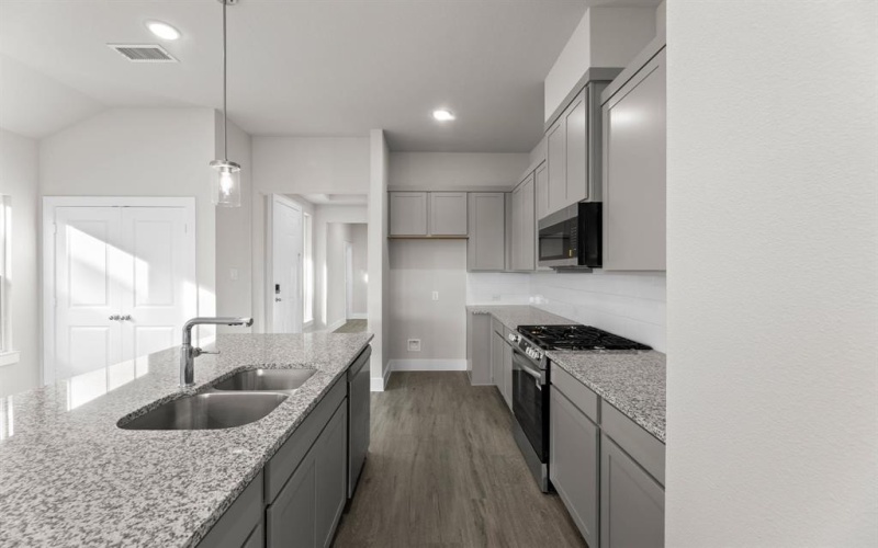 7317 Autumn Hill Drive, Denton, TX 76249, 3 Habitaciones Habitaciones , ,3 BañosBaños,Residential,En Venta,7317 Autumn Hill Drive,0,20968363