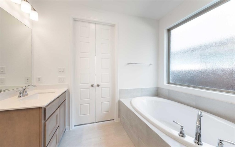 1452 Kingswell Lane, Forney, TX 75126, 4 Habitaciones Habitaciones , ,3 BañosBaños,Residential,En Venta,1452 Kingswell Lane,0,20968380