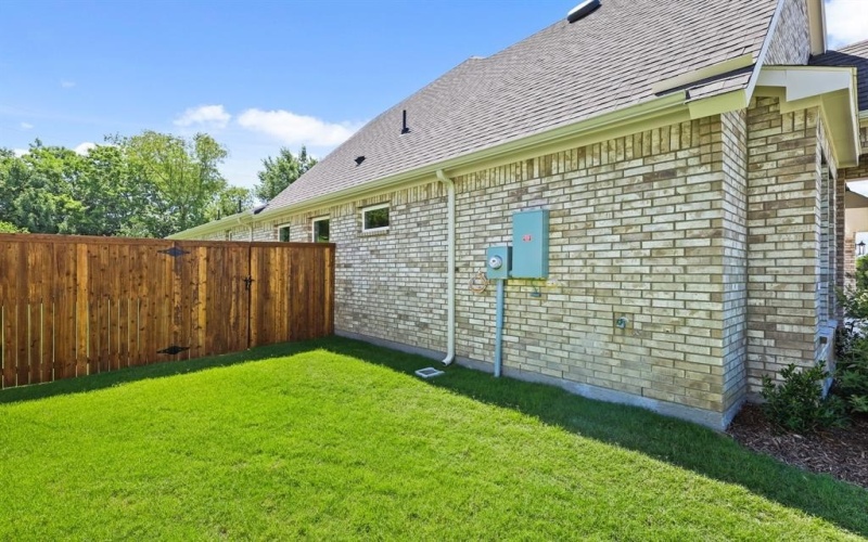 6306 Marlbourough Court, Garland, TX 75043, 4 Bedrooms Bedrooms, ,3 BathroomsBathrooms,Residential,For Sale,6306 Marlbourough Court,20968421