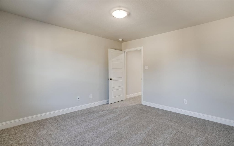 6811 Robert Reed Drive, Arlington, TX 76001, 3 Bedrooms Bedrooms, ,2 BathroomsBathrooms,Residential,For Sale,6811 Robert Reed Drive,0,20968586