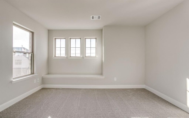 6811 Robert Reed Drive, Arlington, TX 76001, 3 Bedrooms Bedrooms, ,2 BathroomsBathrooms,Residential,For Sale,6811 Robert Reed Drive,0,20968586