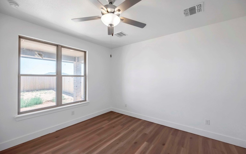 1332 Loess St, Midland, TX 79705, 3 Bedrooms Bedrooms, ,2 BathroomsBathrooms,Residential,For Sale,1332 Loess St,0,160906