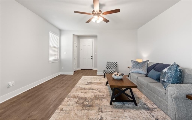 913 Fork Court, College Station, TX 77845, 4 Bedrooms Bedrooms, ,2 BathroomsBathrooms,Residential,For Sale,913 Fork Court,25006870