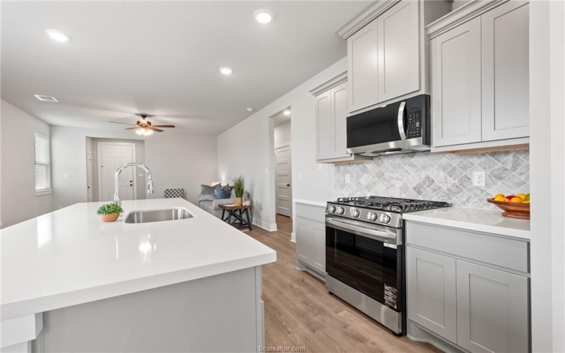913 Fork Court, College Station, TX 77845, 4 Bedrooms Bedrooms, ,2 BathroomsBathrooms,Residential,For Sale,913 Fork Court,25006870