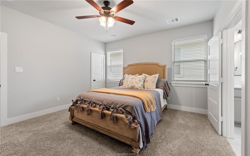 913 Fork Court, College Station, TX 77845, 4 Bedrooms Bedrooms, ,2 BathroomsBathrooms,Residential,For Sale,913 Fork Court,25006870