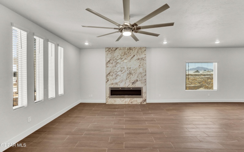 7405 Norte Mesa Lane, El Paso, TX 79934, 4 Habitaciones Habitaciones , ,2 BañosBaños,Residential,En Venta,7405 Norte Mesa Lane,924542