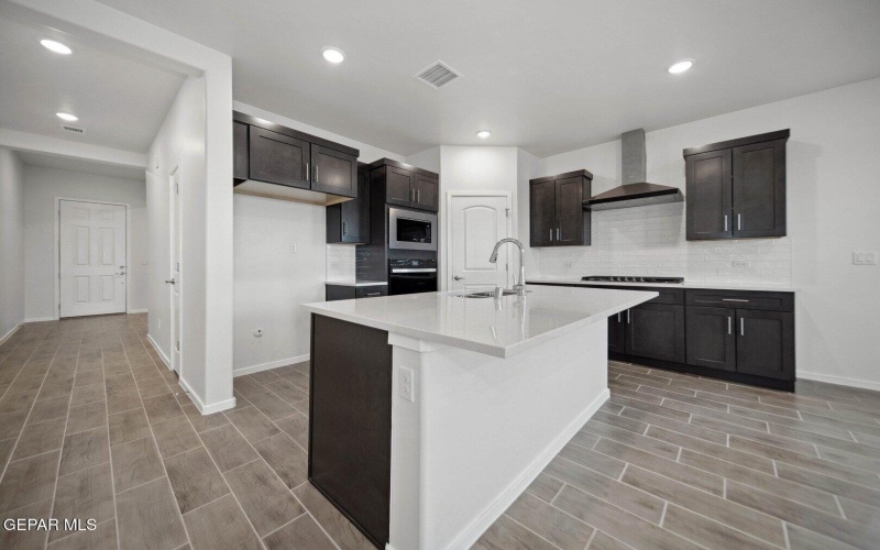 13853 Madero Ave, El Paso, TX 79928, 4 Bedrooms Bedrooms, ,2 BathroomsBathrooms,Residential,For Sale,13853 Madero Ave,924582