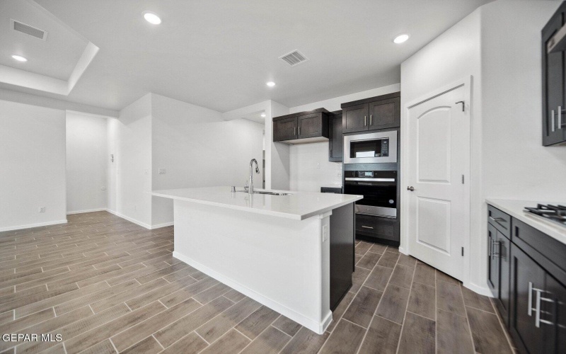 13853 Madero Ave, El Paso, TX 79928, 4 Bedrooms Bedrooms, ,2 BathroomsBathrooms,Residential,For Sale,13853 Madero Ave,924582