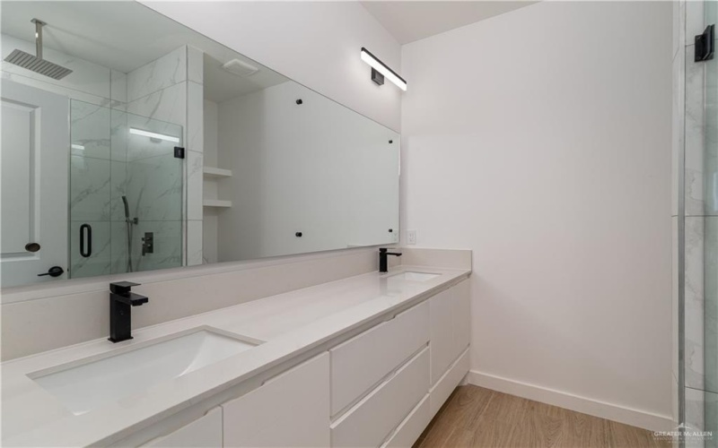 660 Tamarindo Lane, Brownsville, TX 78521, 4 Habitaciones Habitaciones , ,2 BañosBaños,Residential,En Venta,660 Tamarindo Lane,473547