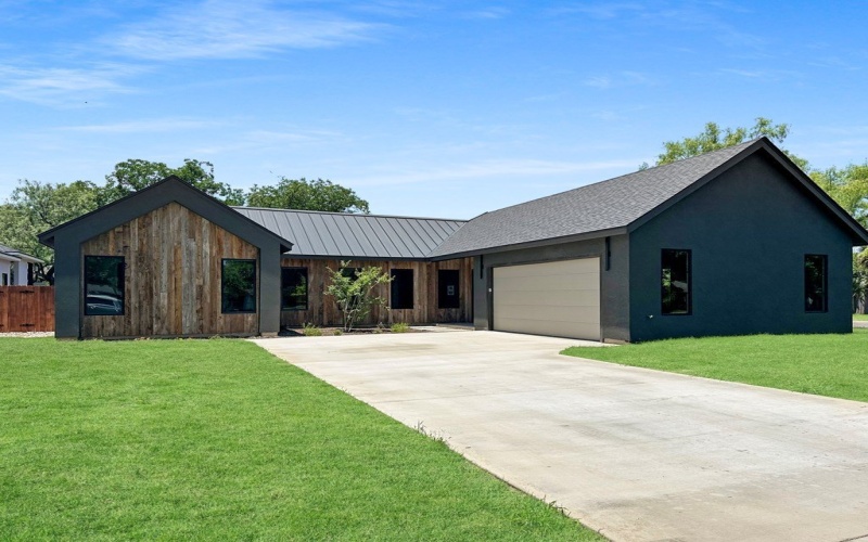 1603 Paseo De Vaca St, San Angelo, TX 76901, 4 Habitaciones Habitaciones , ,3 BañosBaños,Residential,En Venta,1603 Paseo De Vaca St,127851