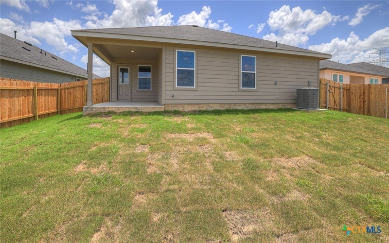427 HODGES Street, Maxwell, TX 78656, 4 Bedrooms Bedrooms, ,3 BathroomsBathrooms,Residential,For Sale,427 HODGES Street,583366