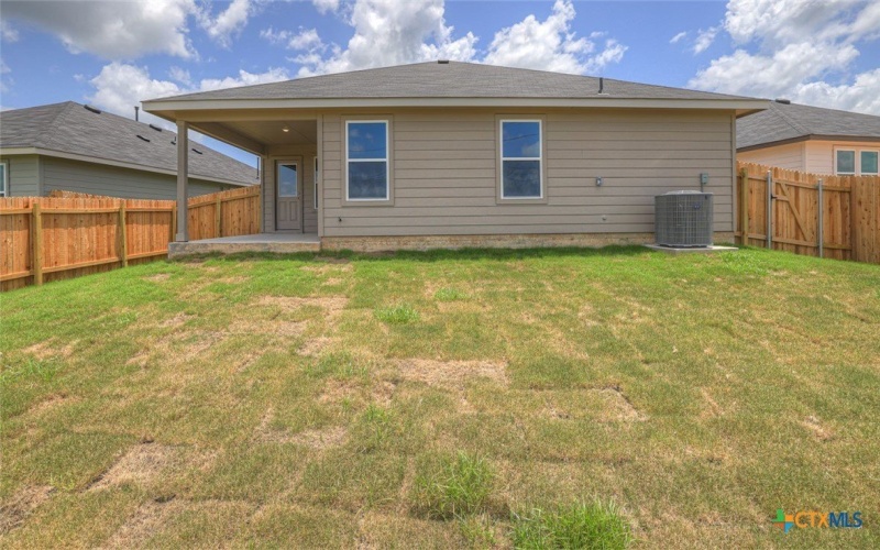 427 HODGES Street, Maxwell, TX 78656, 4 Bedrooms Bedrooms, ,3 BathroomsBathrooms,Residential,For Sale,427 HODGES Street,583366
