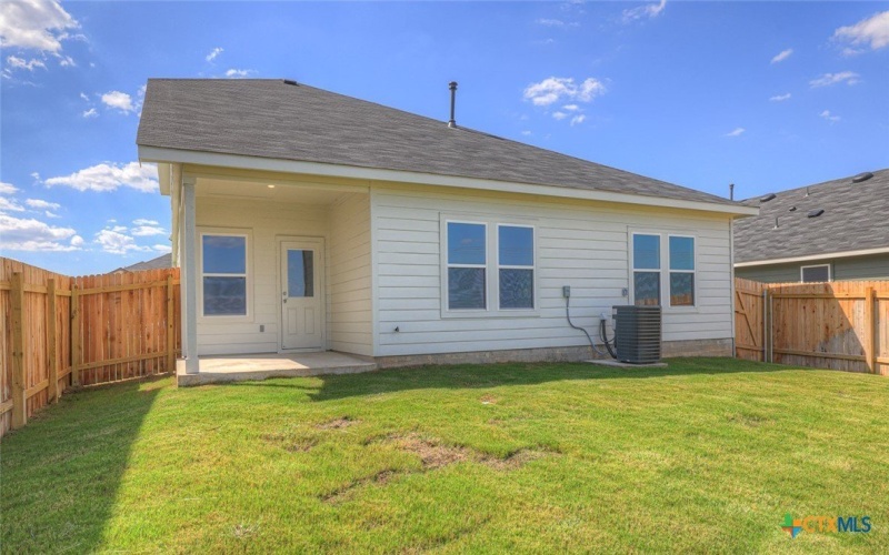 521 HODGES Street, Maxwell, TX 78656, 4 Habitaciones Habitaciones , ,3 BañosBaños,Residential,En Venta,521 HODGES Street,0,583367